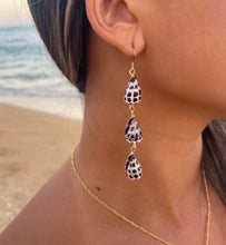 Load image into Gallery viewer, TRIPLE HEBREW SHELL EARRINGS
