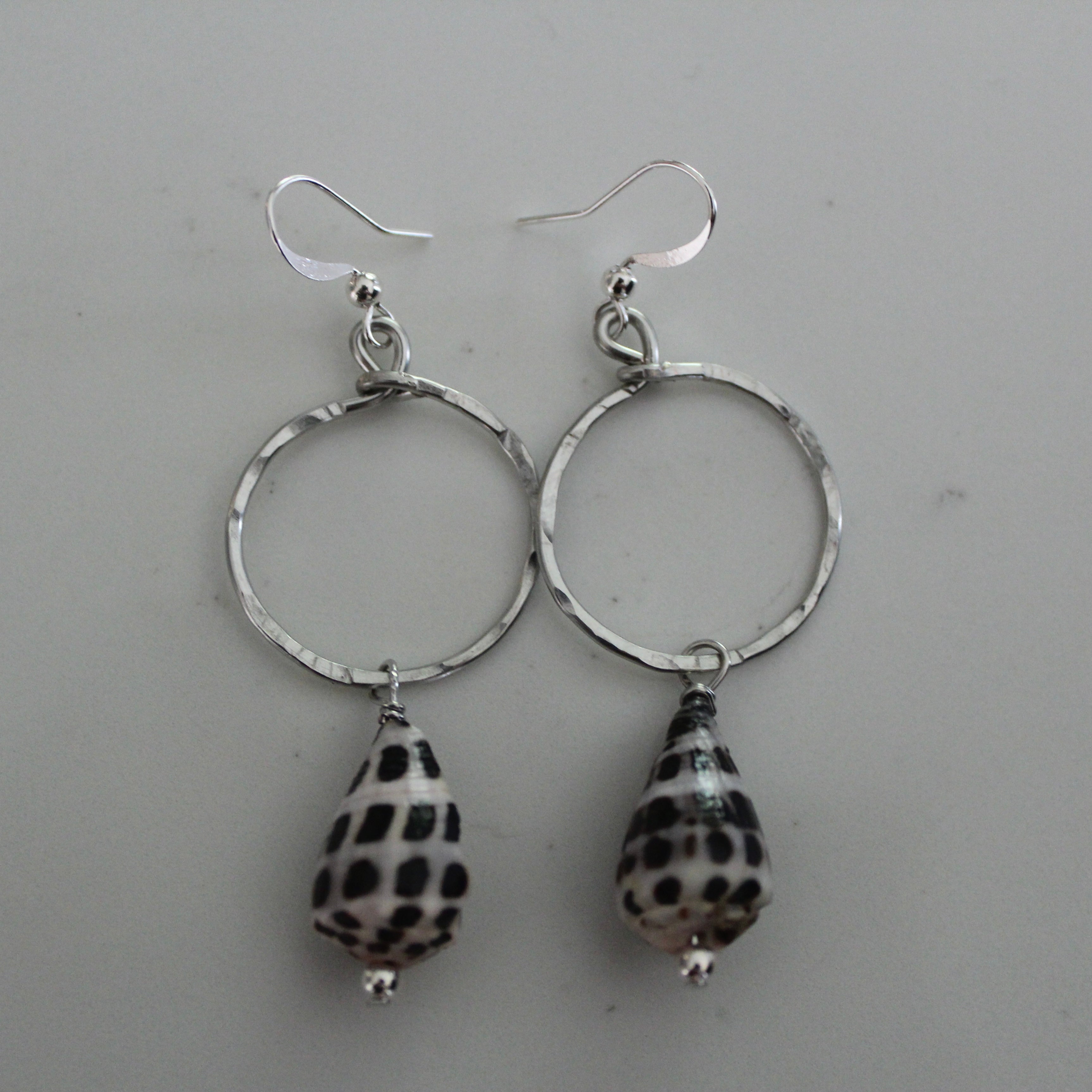 SILVER HEBREW SHELL HOOPS
