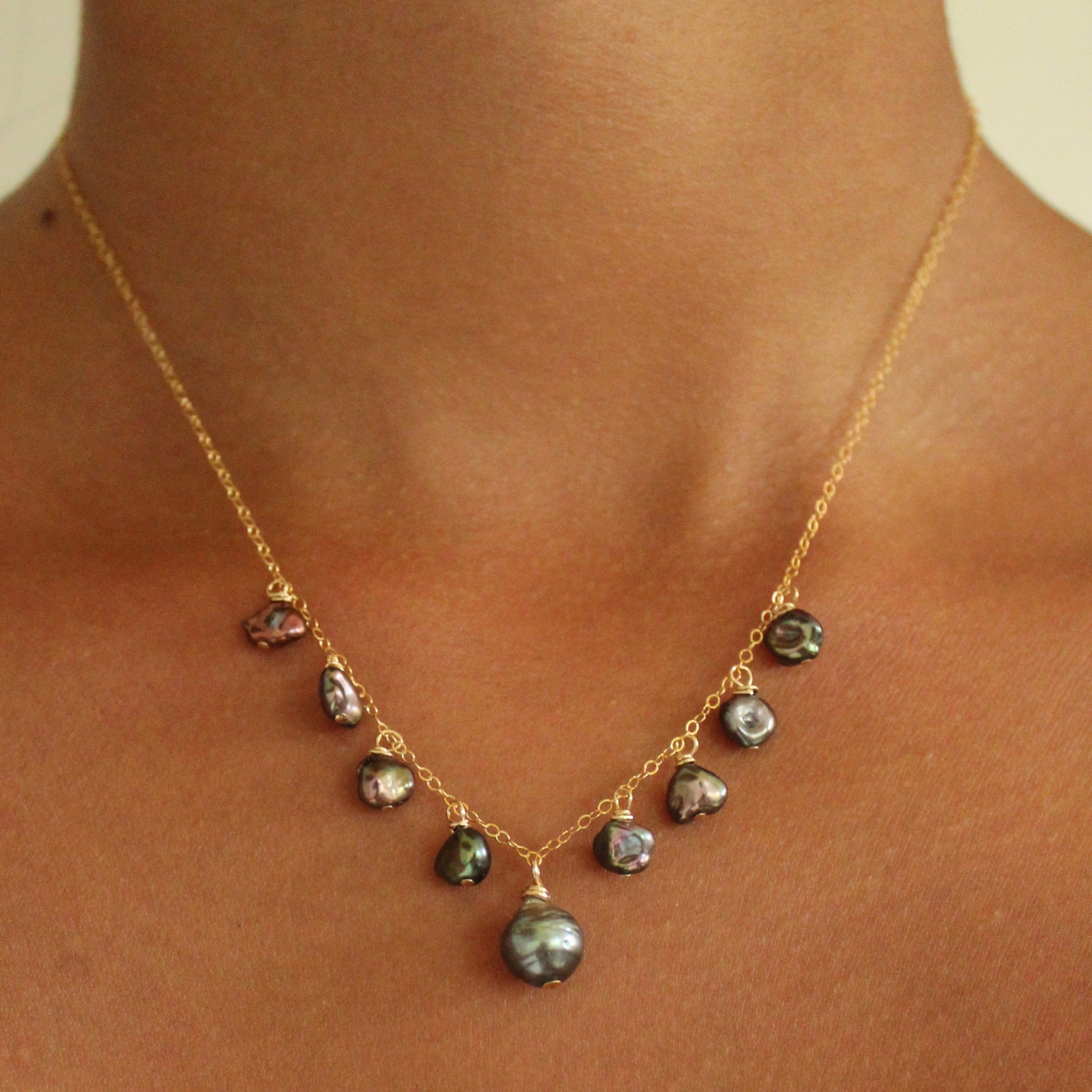 TAHITIAN KESHI NECKLACE