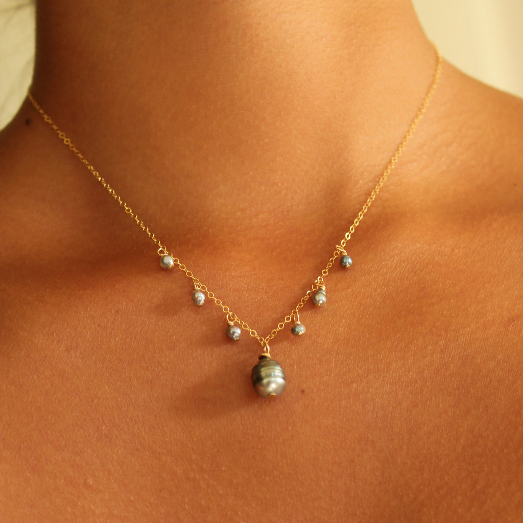 TAHITIAN KESHI LOVE NECKLACE