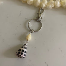 Load image into Gallery viewer, HEBREW PIKAKE KEYCHAIN
