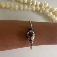 Load image into Gallery viewer, ISLAND HONEY BANGLE SIZE 7.5
