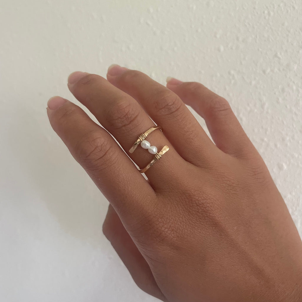 PETITE PEARL BYPASS RING
