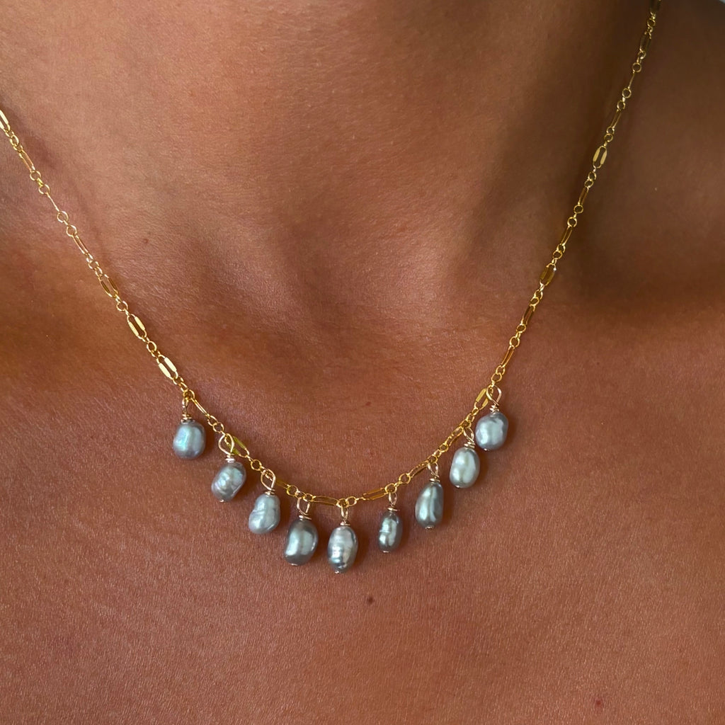 KESHI LOVE STATEMENT NECKLACE