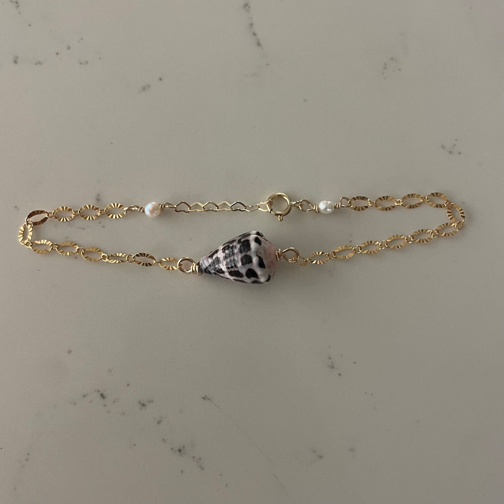 HEBREW CONE SHELL BRACELET