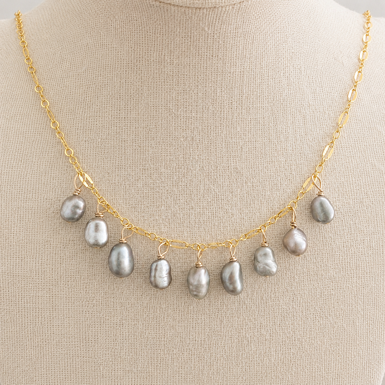 KESHI LOVE STATEMENT NECKLACE