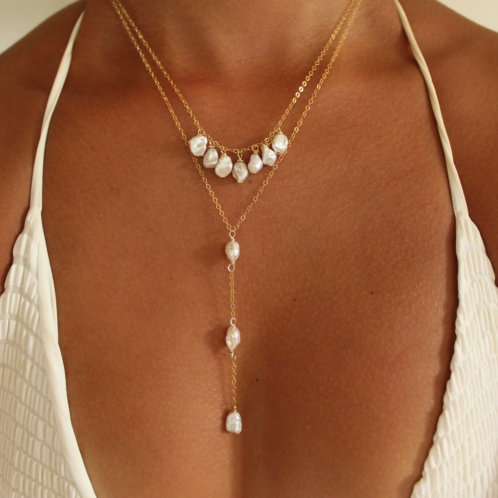 COASTAL KESHI NECKLACE