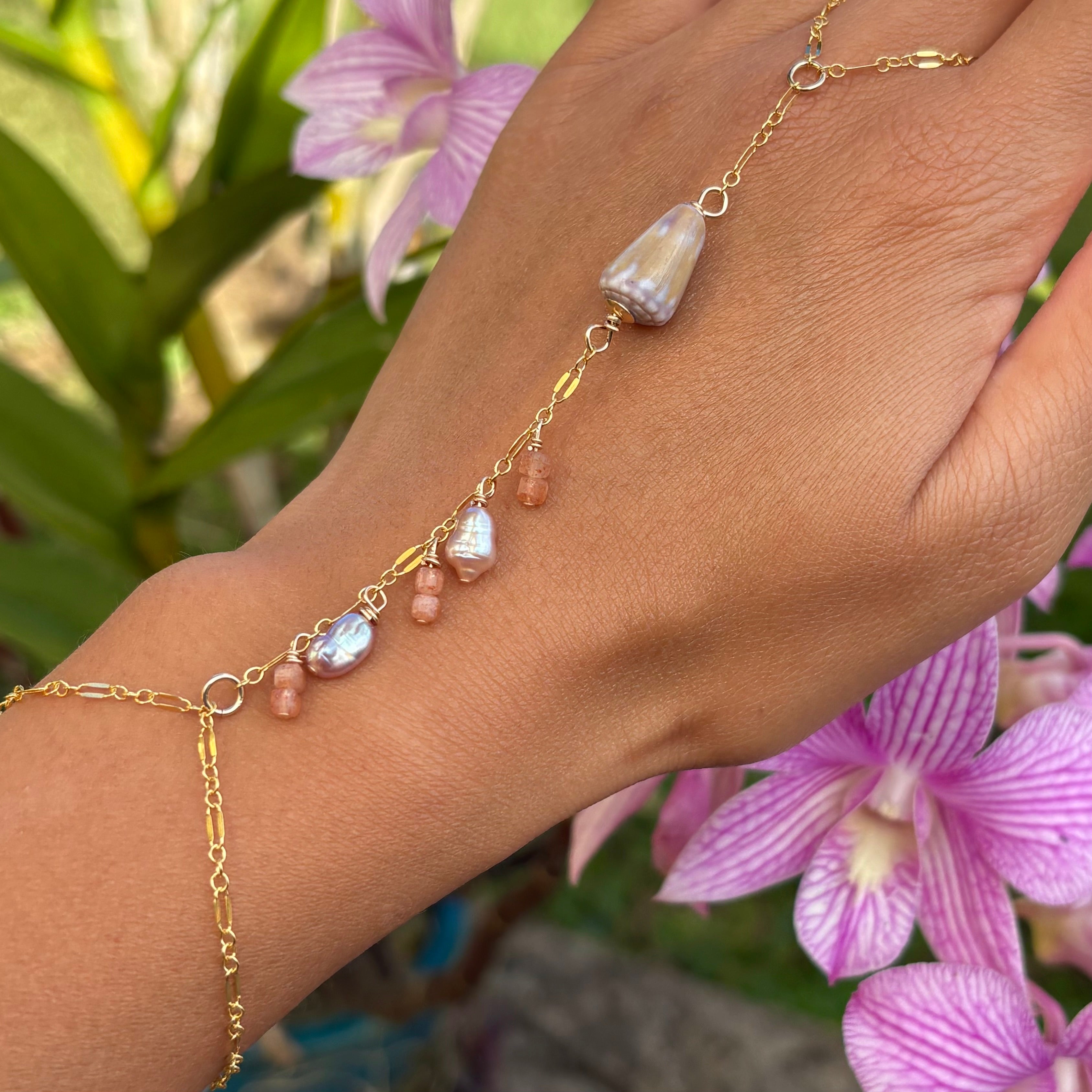MALIA HAND CHAIN