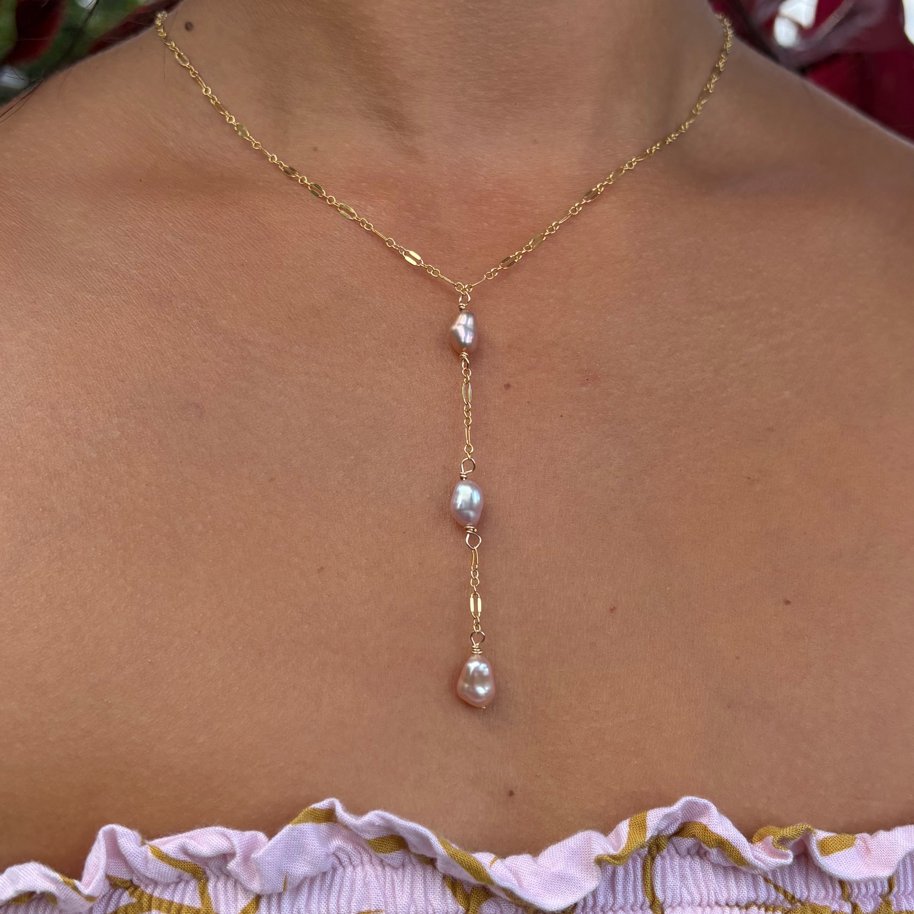PINK KESHI LARIAT NECKLACE