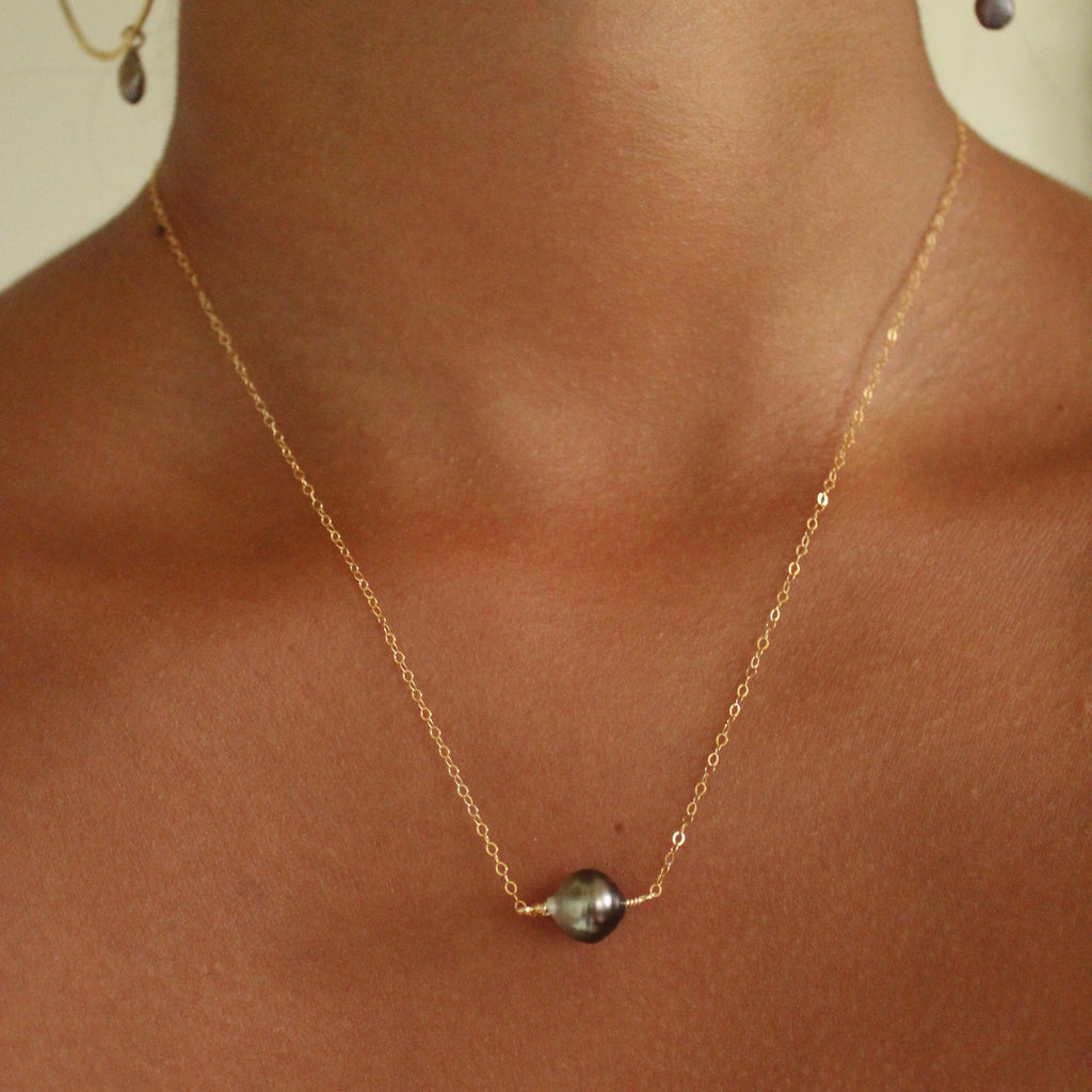 CLASSIC BAROQUE TAHITIAN PEARL NECKLACE