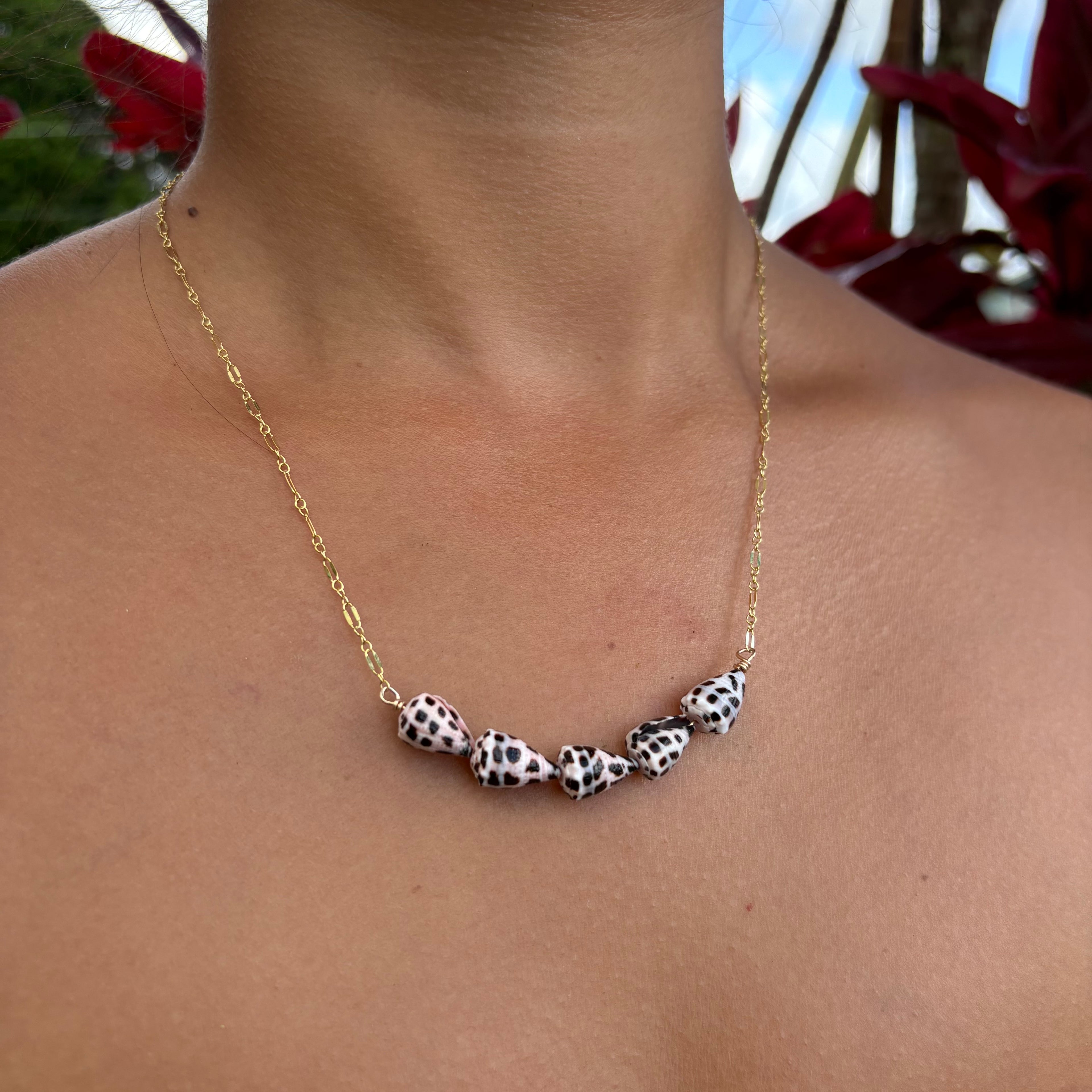 HEBREW HONEY NECKLACE
