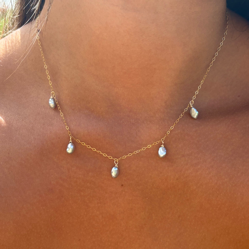 KESHI SIREN NECKLACE