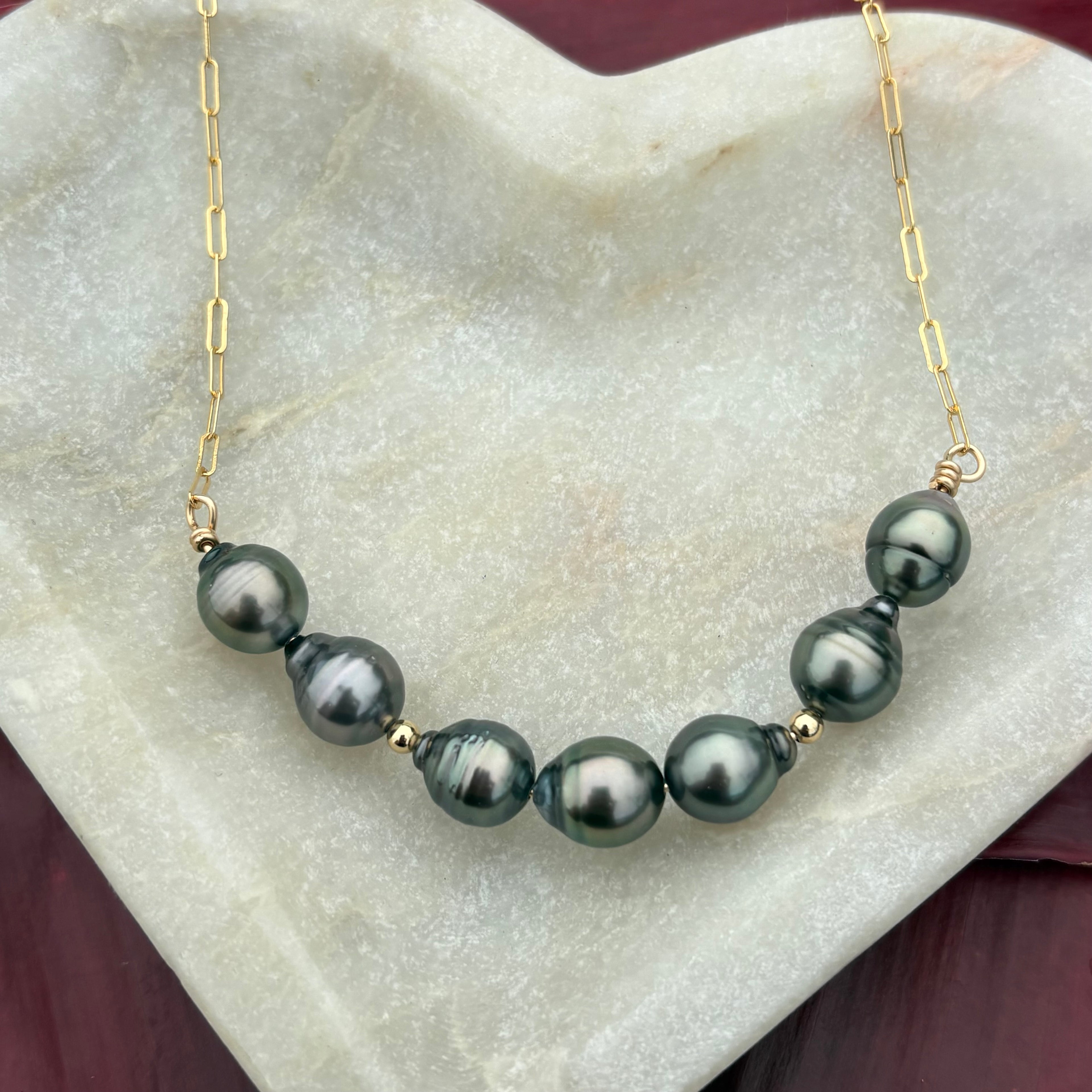 TAHAA NECKLACE