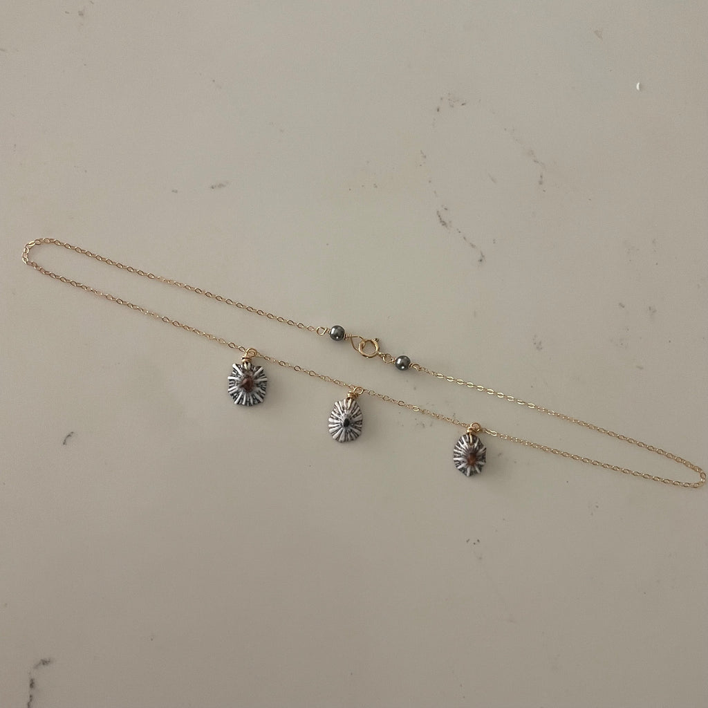TRIPLE 'OPIHI ‘AWA NECKLACE