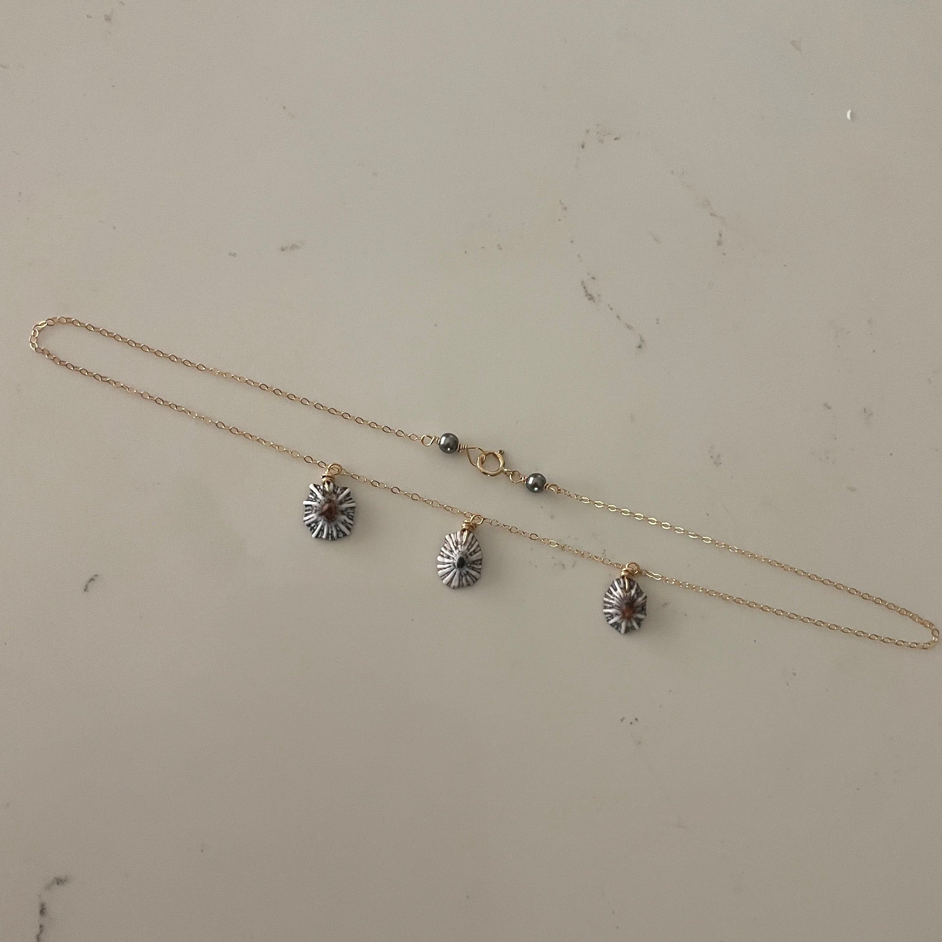 TRIPLE 'OPIHI ‘AWA NECKLACE