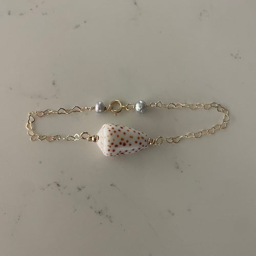 FLEA CONE SHELL BRACELET