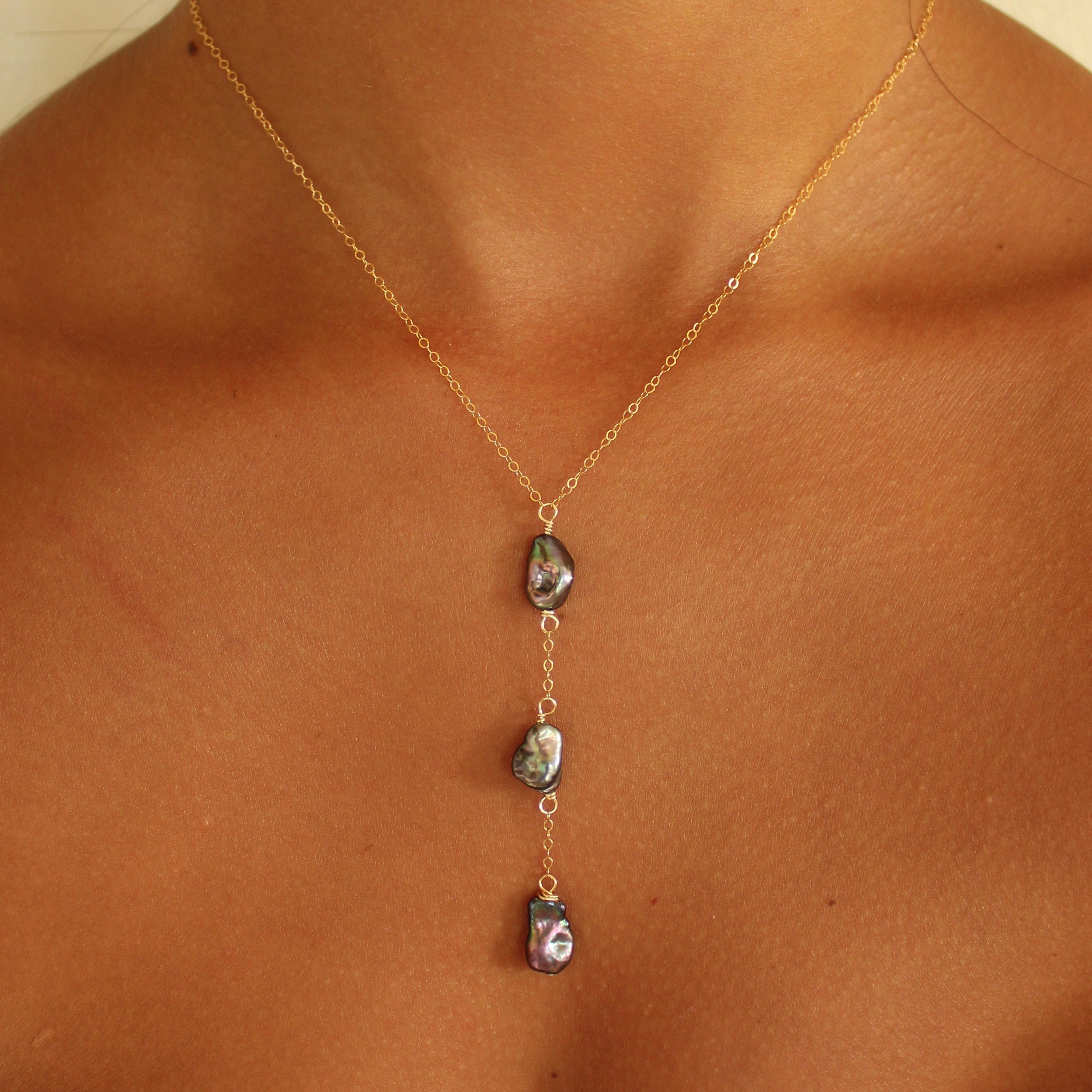 KESHI PEARL LARIAT NECKLACE