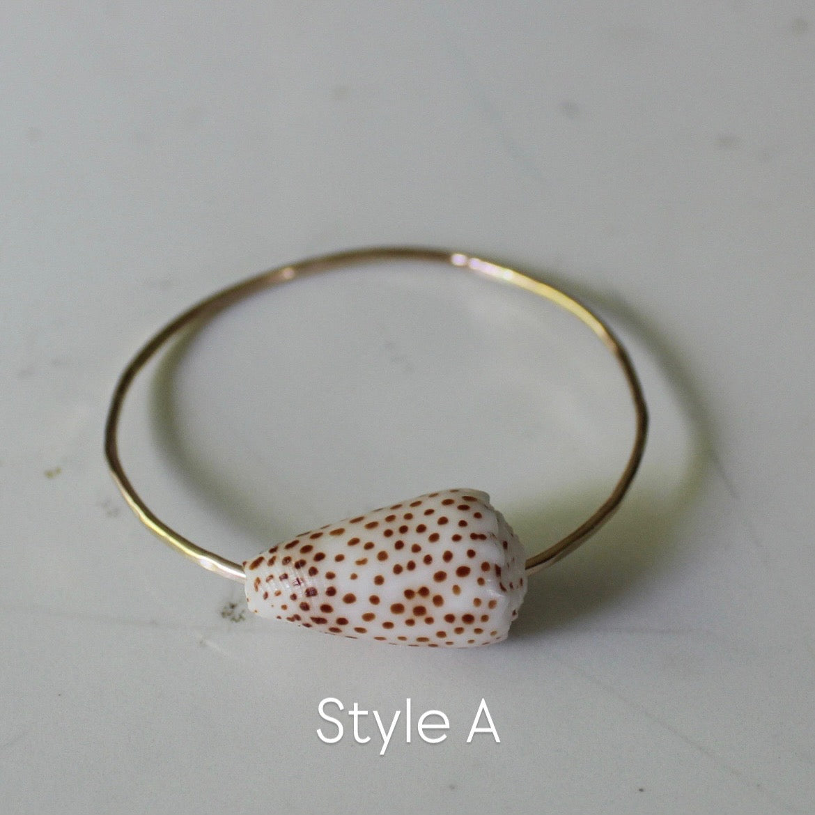 FLEA CONE SHELL BANGLE