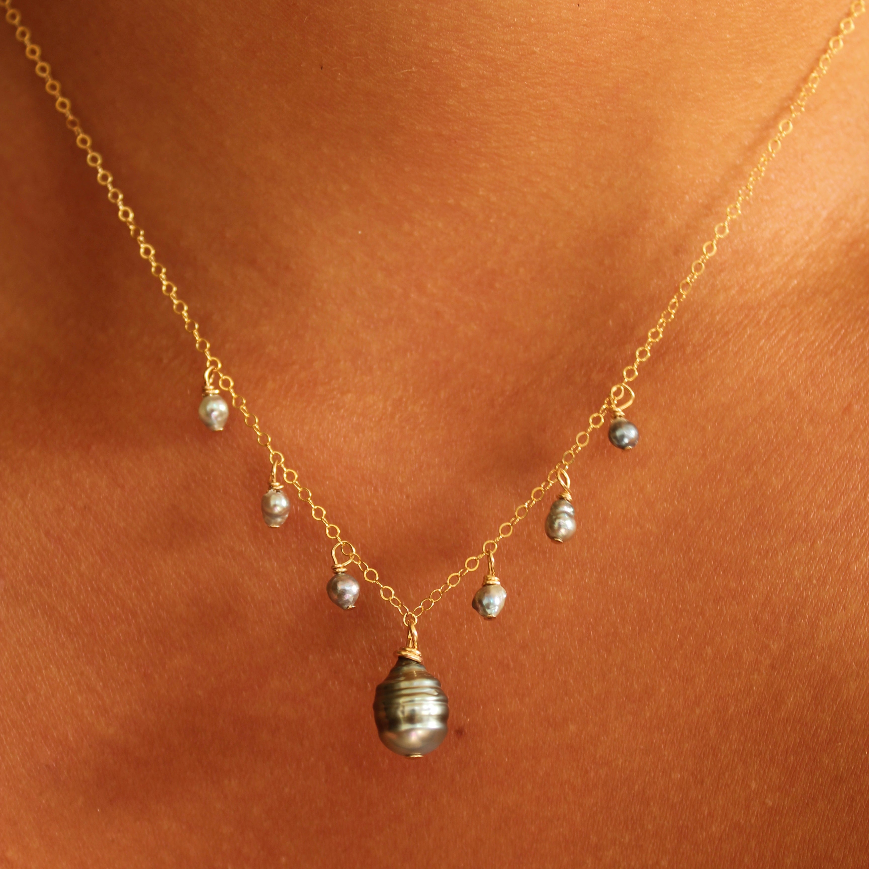 TAHITIAN KESHI LOVE NECKLACE