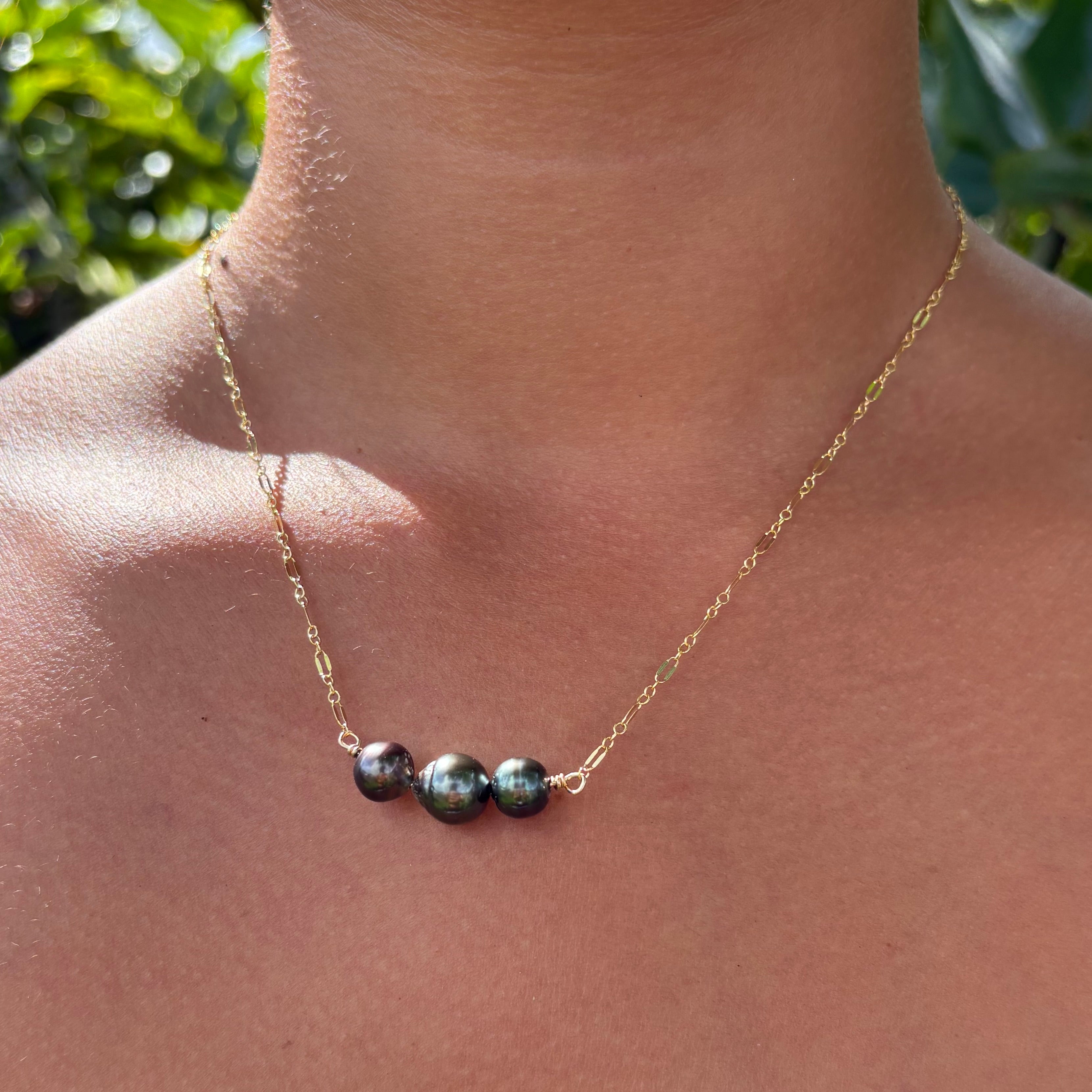 TAHAA NECKLACE