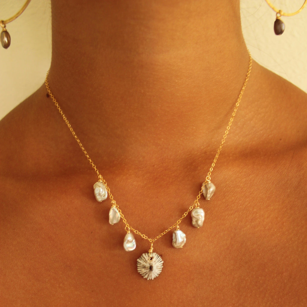 'OPIHI 'AWA KESHI NECKLACE