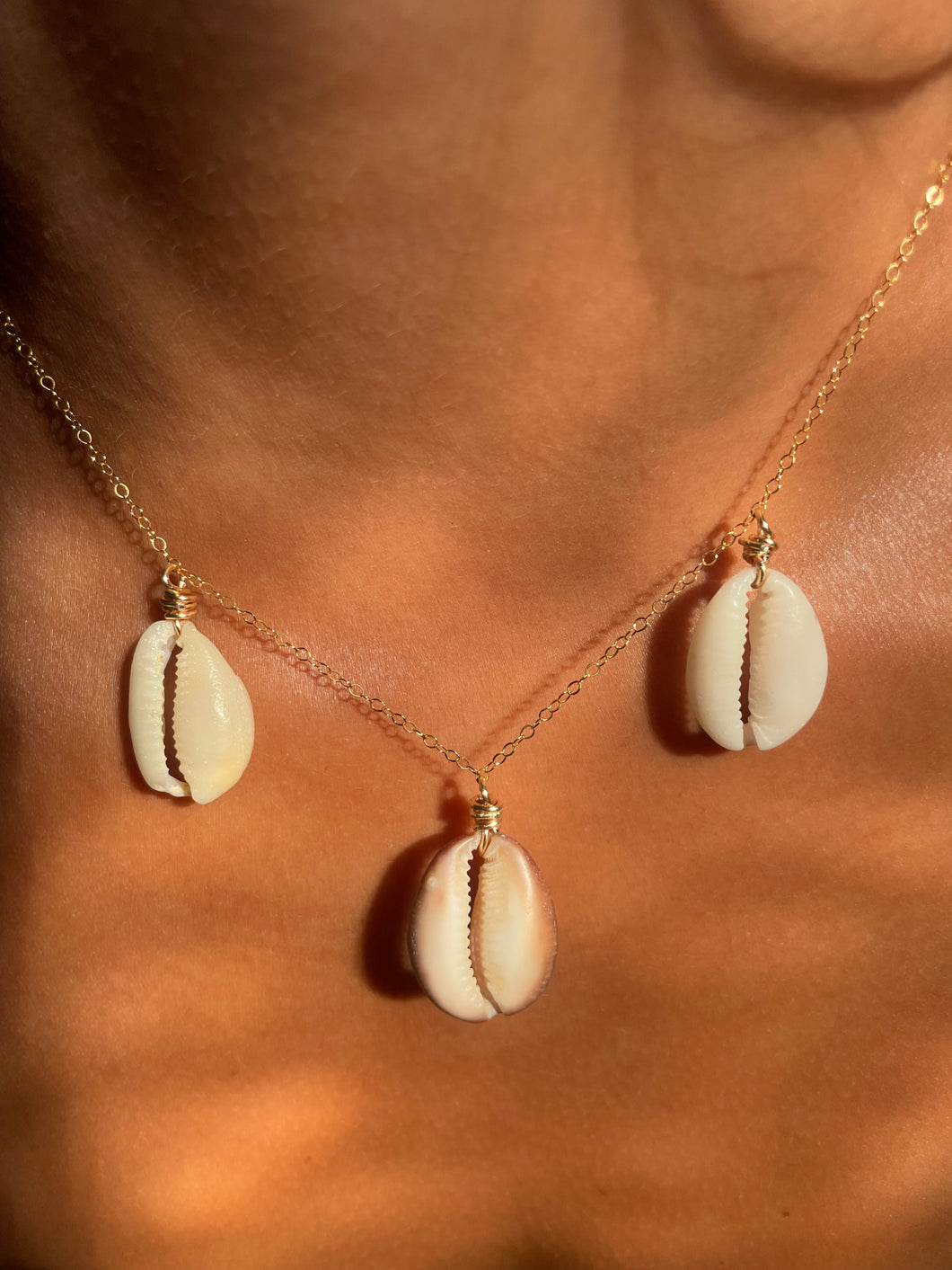 COWRIE SHELL NECKLACE