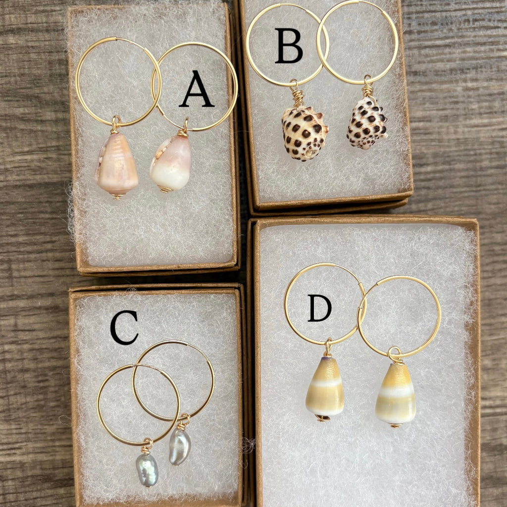EVERYDAY SHELL HOOP EARRINGS