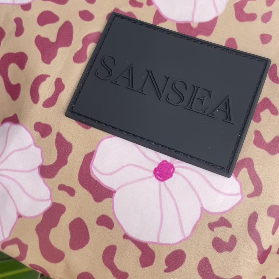 SANSEA TRAVEL POUCH IN SAKURA PRINT