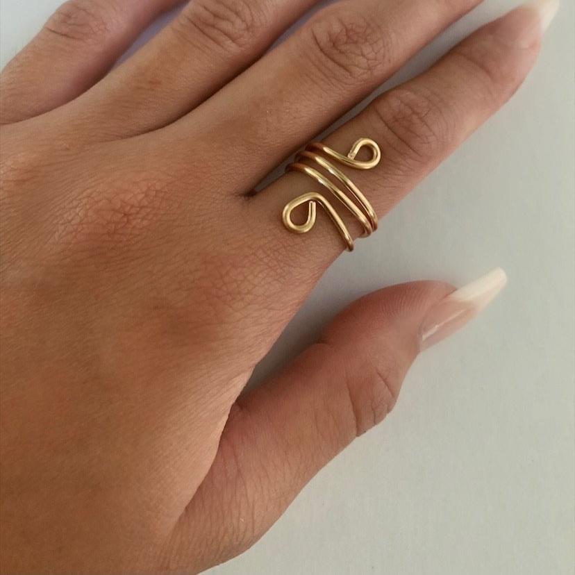 DAINTY WRAP RING